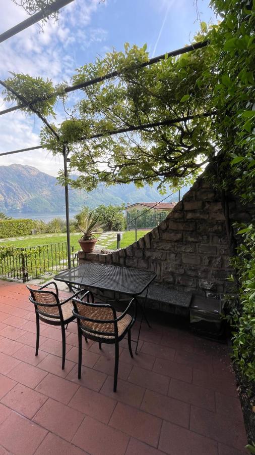 Lake View, Swimming Pool, Tennis Court And Private Parking Mezzegra Extérieur photo